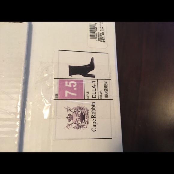 New Cape Robbin Clear Bootie - Picture 7 of 7